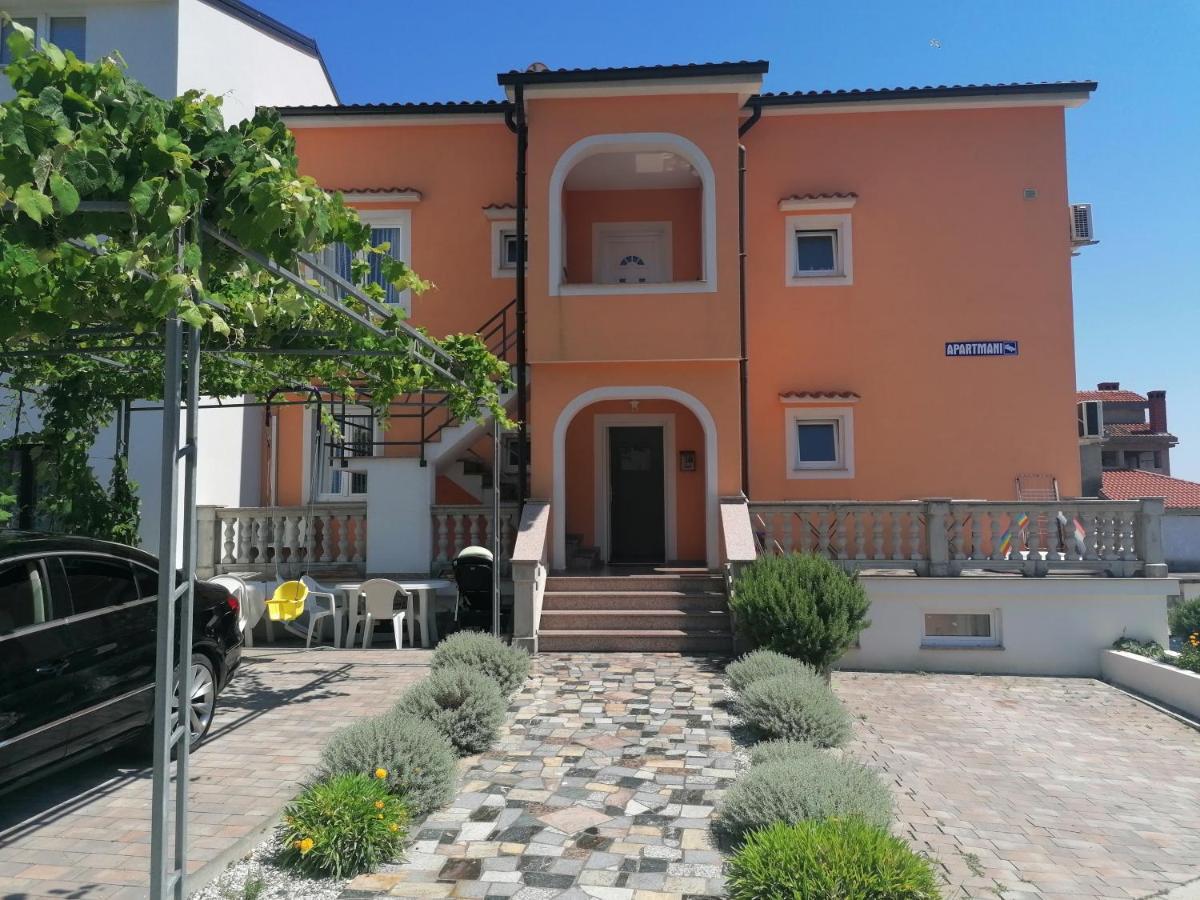 קרק Apartmani Bulajic מראה חיצוני תמונה