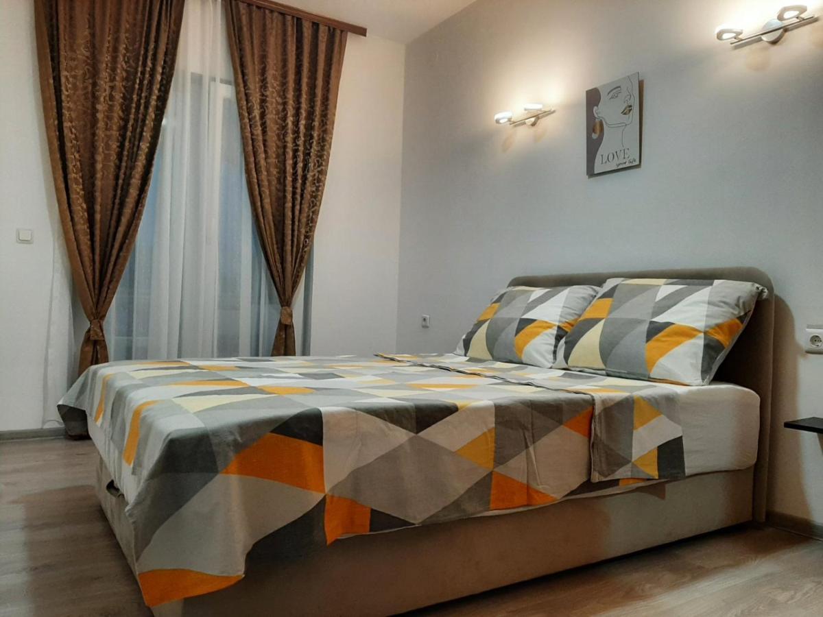 קרק Apartmani Bulajic מראה חיצוני תמונה