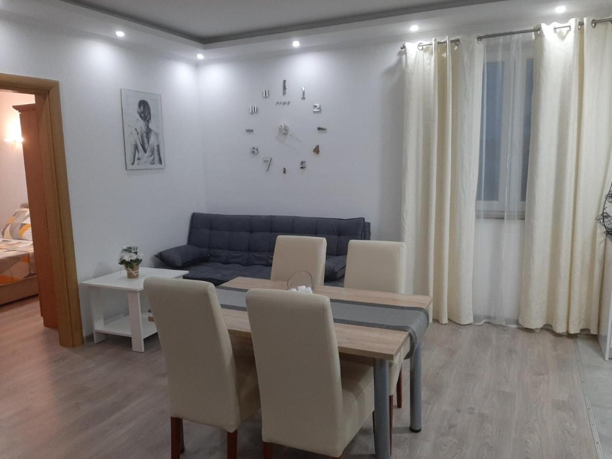 קרק Apartmani Bulajic מראה חיצוני תמונה
