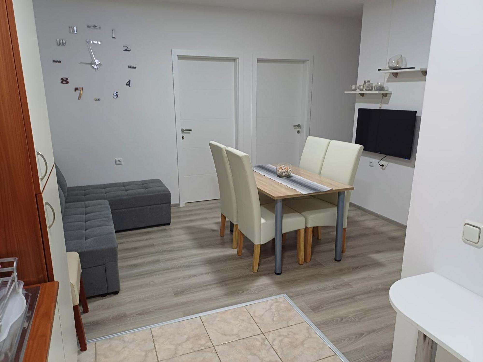 קרק Apartmani Bulajic מראה חיצוני תמונה