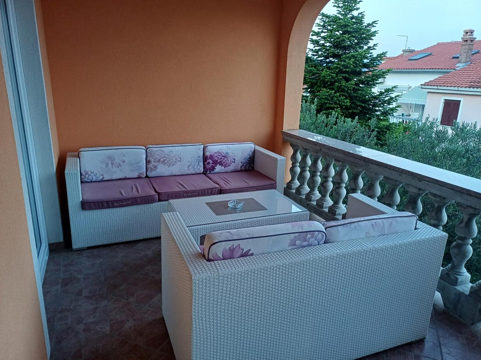 קרק Apartmani Bulajic מראה חיצוני תמונה